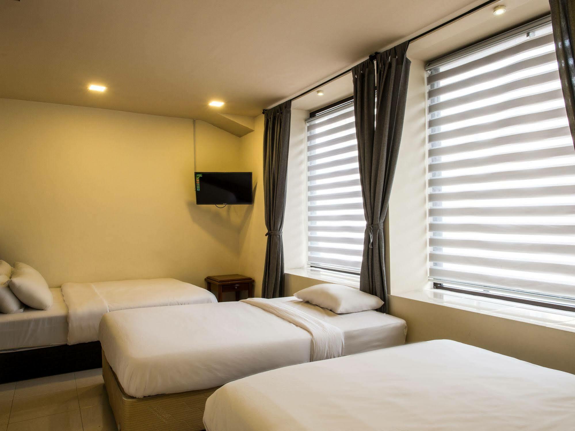 Goldbrick Hotel Bukit Bintang Kuala Lumpur Bagian luar foto