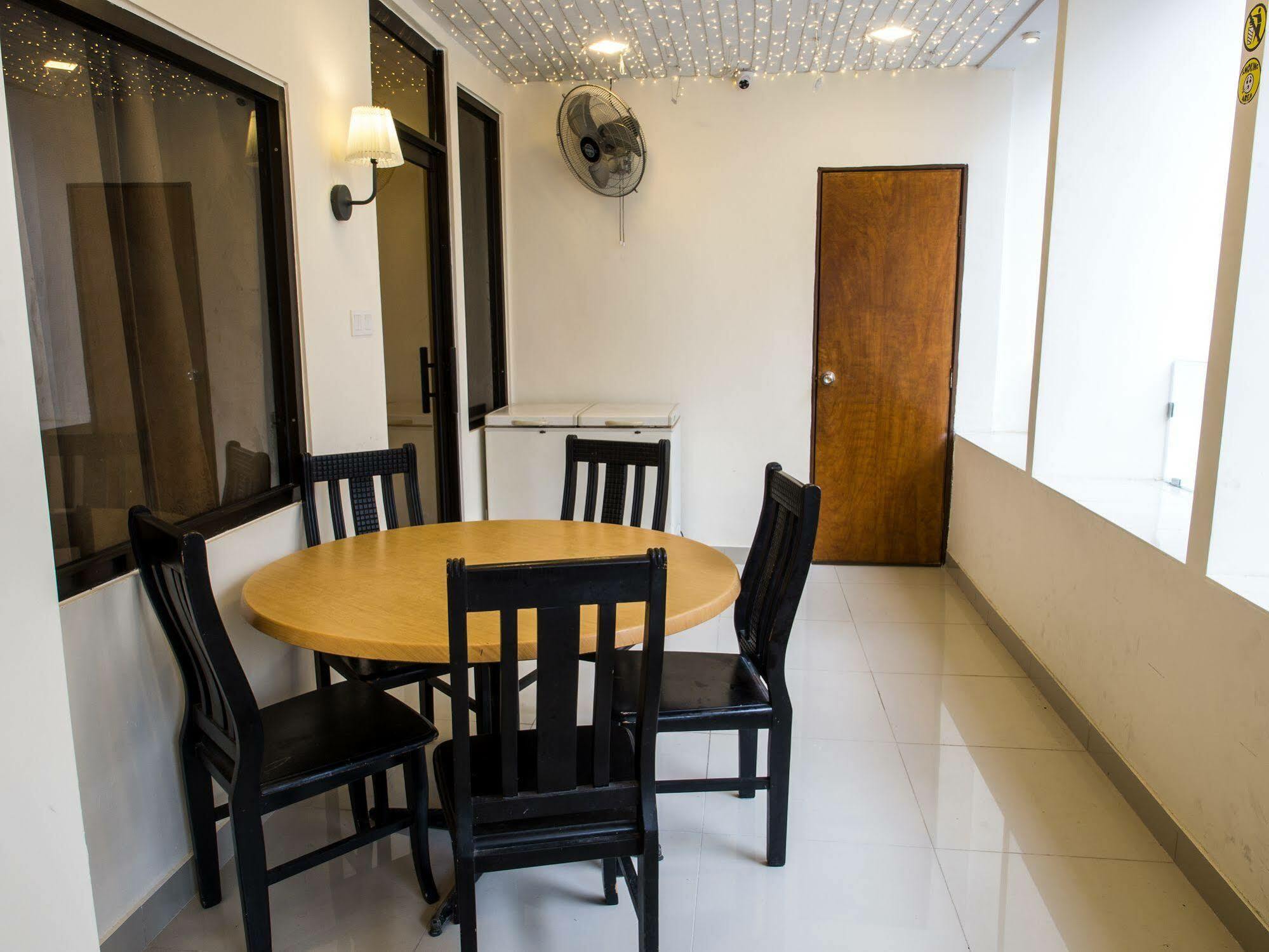 Goldbrick Hotel Bukit Bintang Kuala Lumpur Bagian luar foto