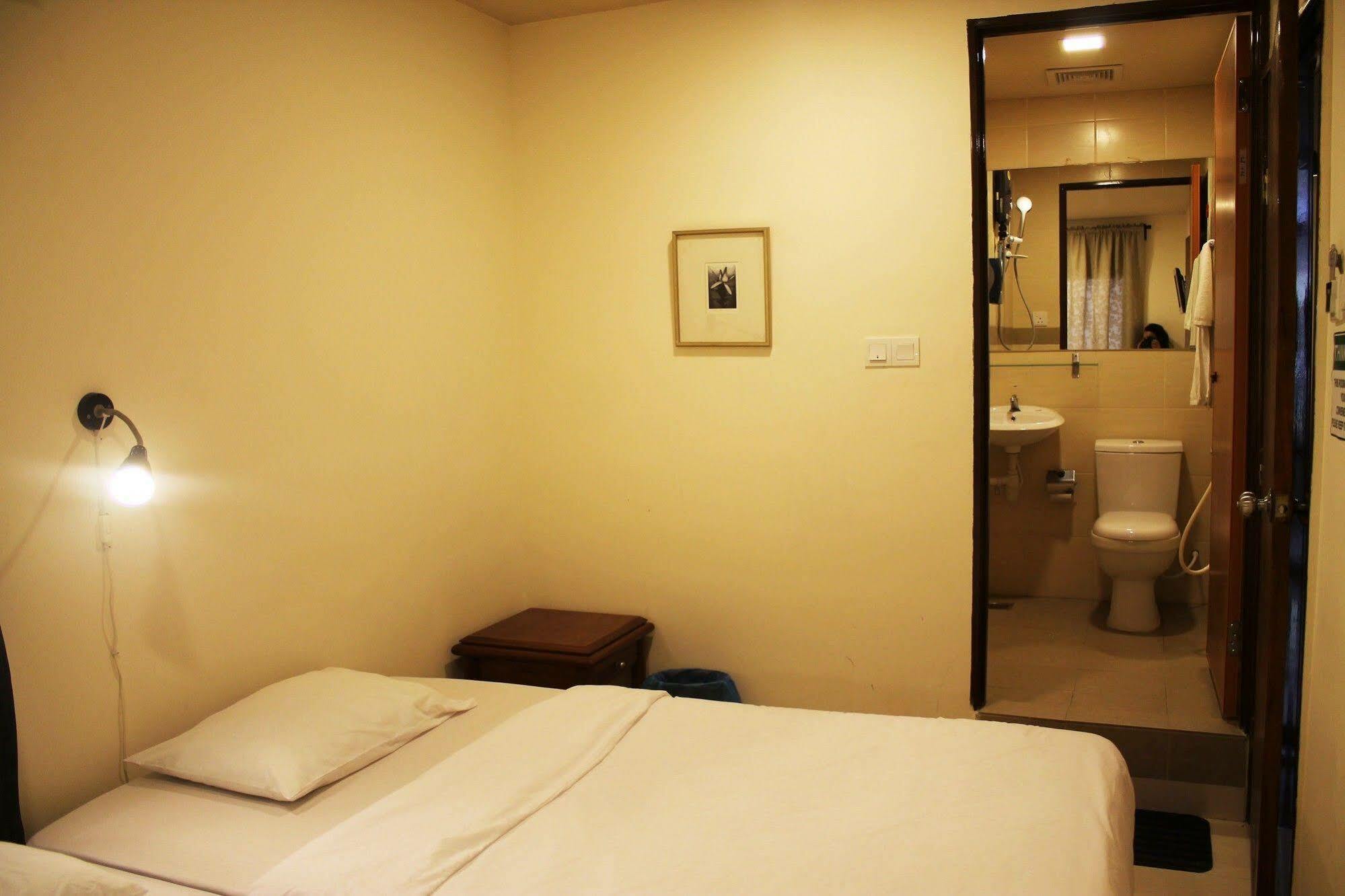 Goldbrick Hotel Bukit Bintang Kuala Lumpur Bagian luar foto