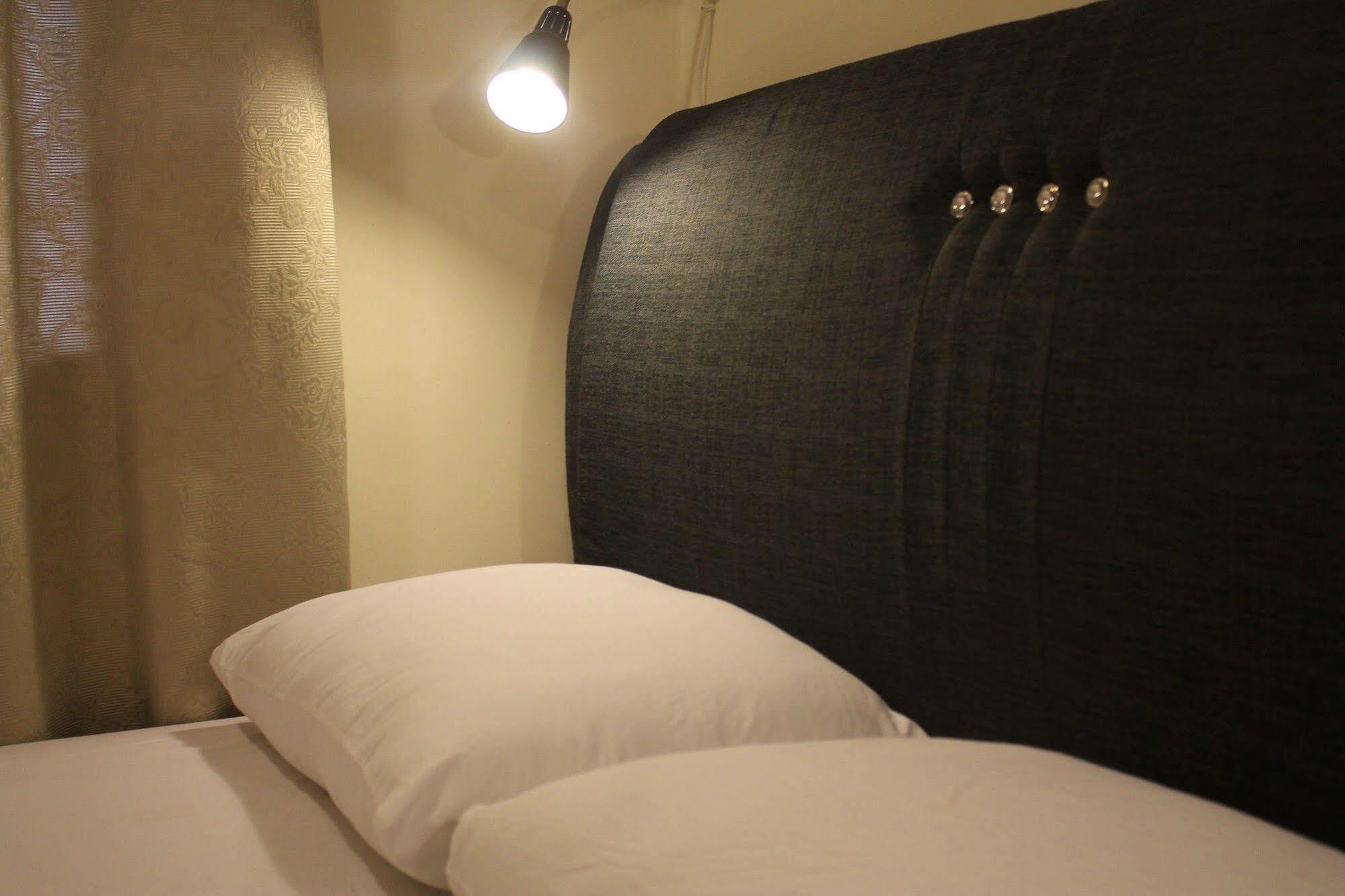 Goldbrick Hotel Bukit Bintang Kuala Lumpur Bagian luar foto